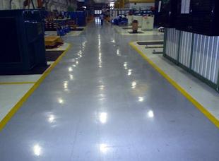 做完環氧地坪漆后的車間圖